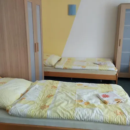 Pomnenka בית הארחה 3*